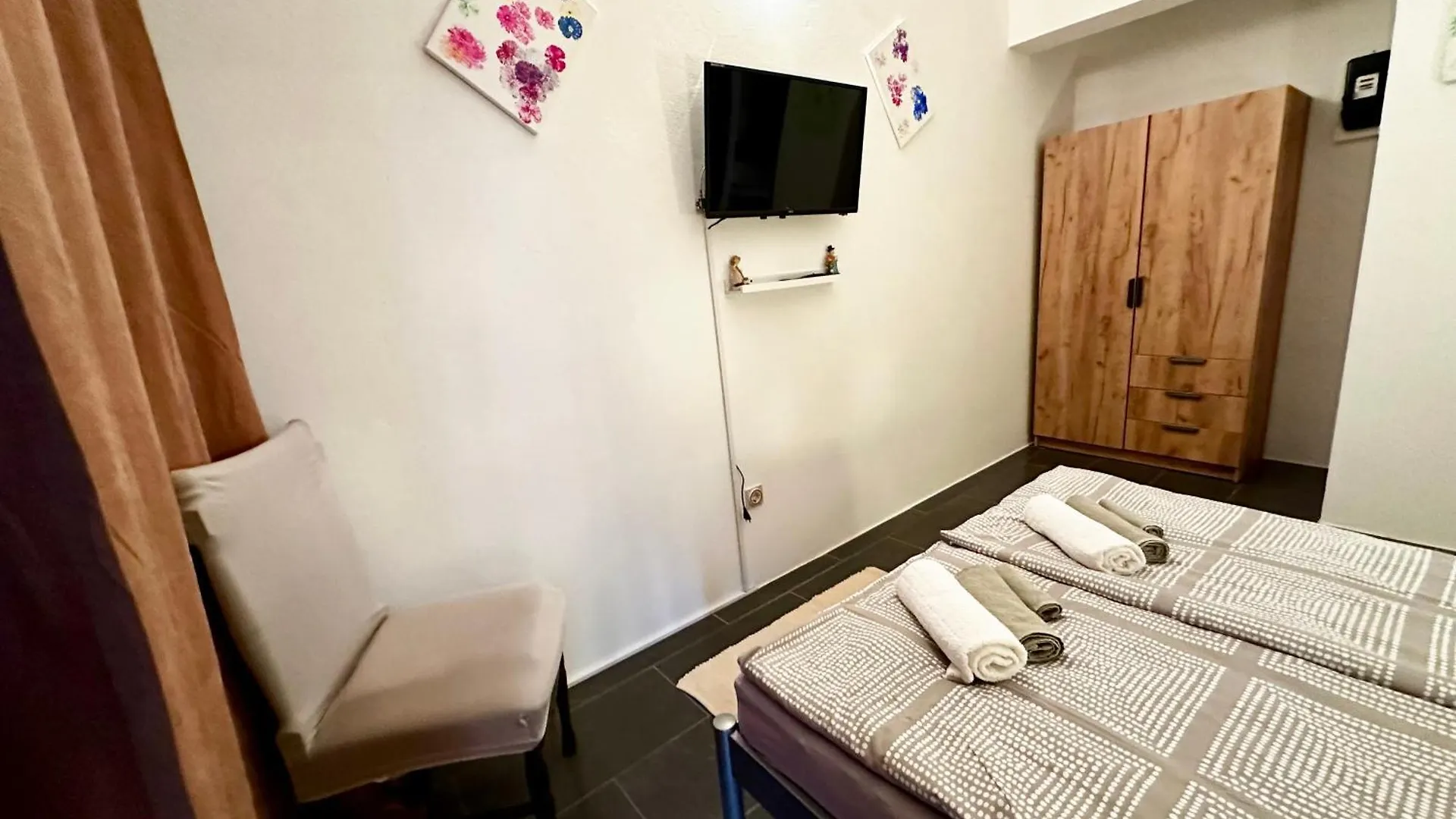 Cozy Apartment Nelo Near The Beach Vir